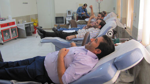 اهدای 18 هزار سی سی خون توسط مسئولین گراش