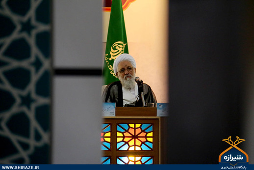 جلسه شورای اداری فارس با حضور علی لاریجانی