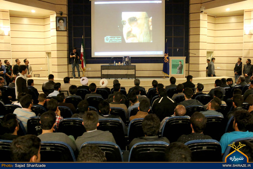پخش تصاویر محمدخاتمی در دانشگاه شیراز