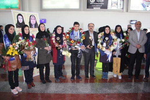 استقبال از دانش آموزان برگزیده کشوری فارس در هفدهمین جشنواره جوان خوارزمی