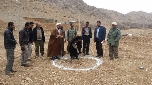 کلنگ زنی ساخت مسجد روستای لقمان چشمه بوانات