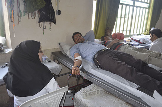 اهداء خون مردم در پاسارگاد