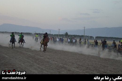 مسابقه اسب سواری در مرودشت