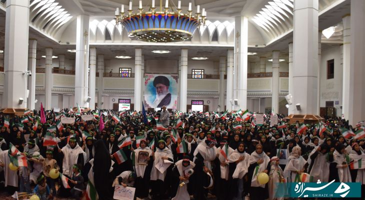 اجتماع بزرگ زینبیون شیراز برگزار شد