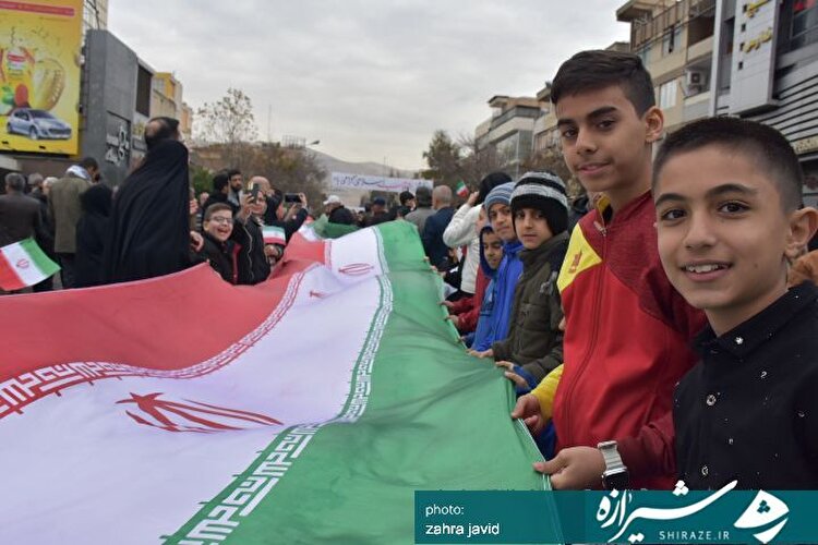 میثاق مجدد مردم شیراز در راهپیمایی ۲۲ بهمن