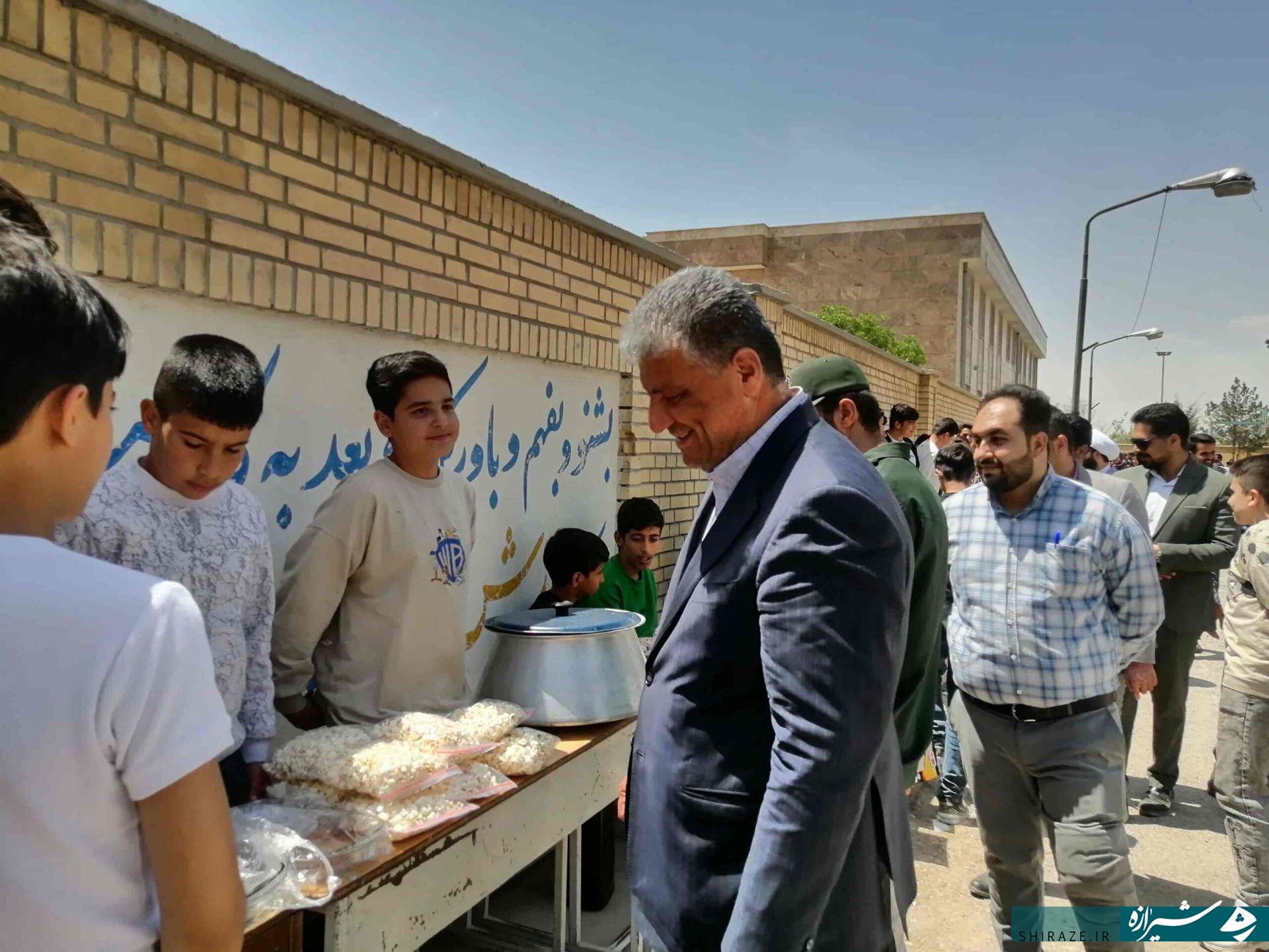 بازارچه‌های دانش‌آموزی صفاشهر، گامی در جهت تربیت کارآفرینان آینده