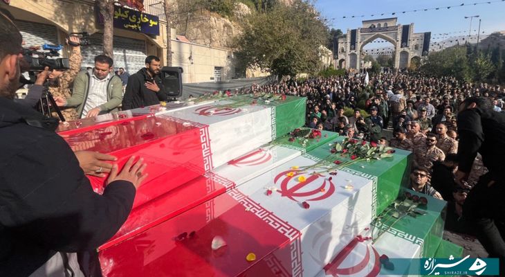 استقبال باشکوه شیرازی‌ها از ۱۷ شهید دفاع مقدس